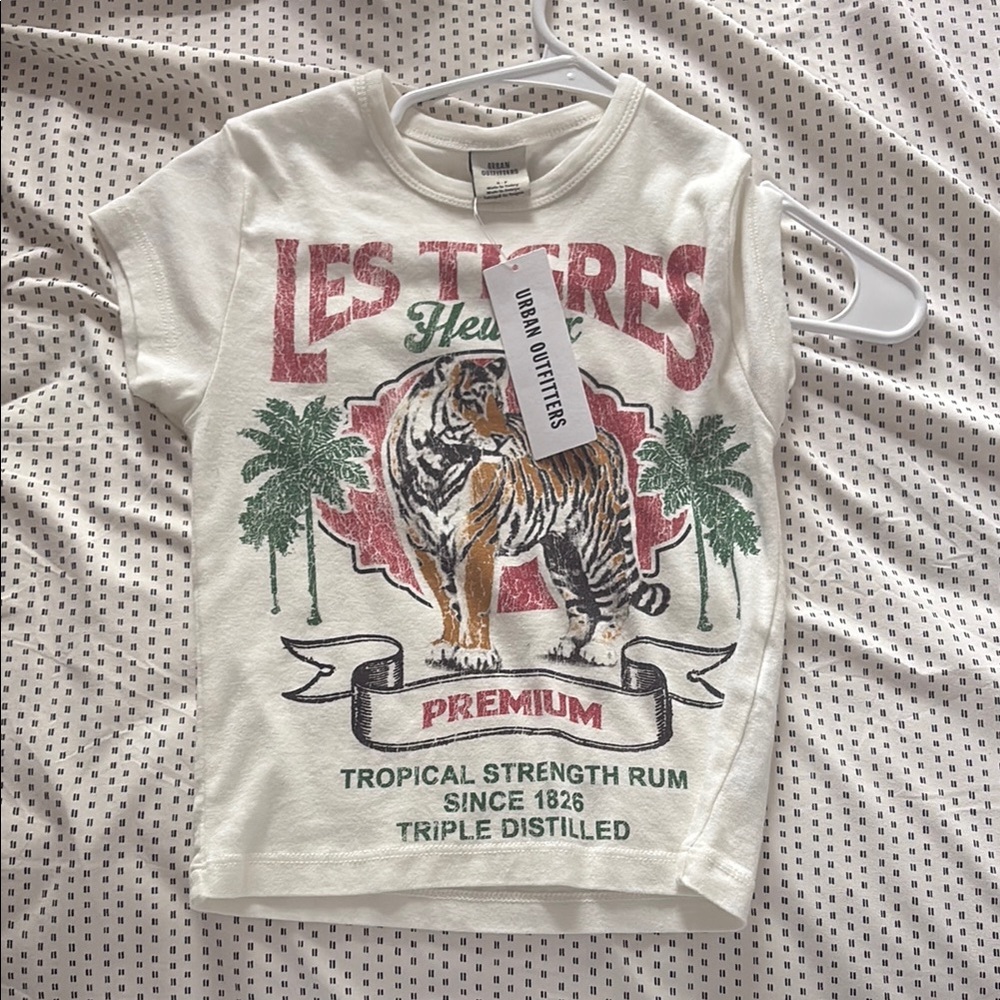 white urban tshirt